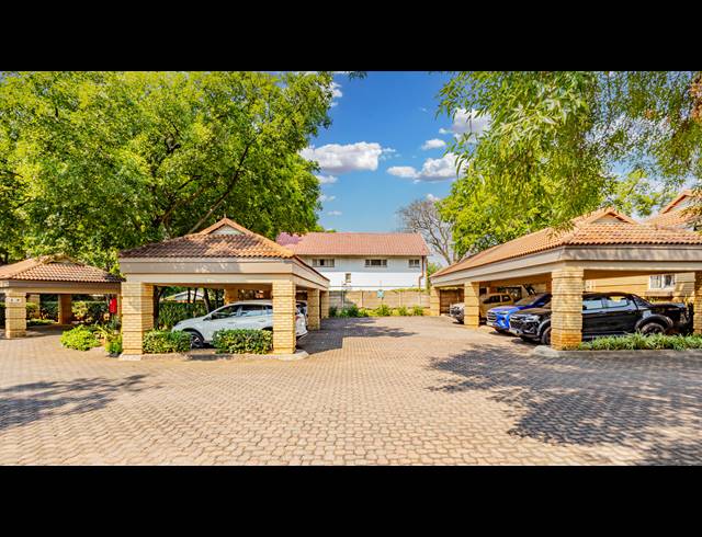258M² OFFICE TO LET IN FERNDALE